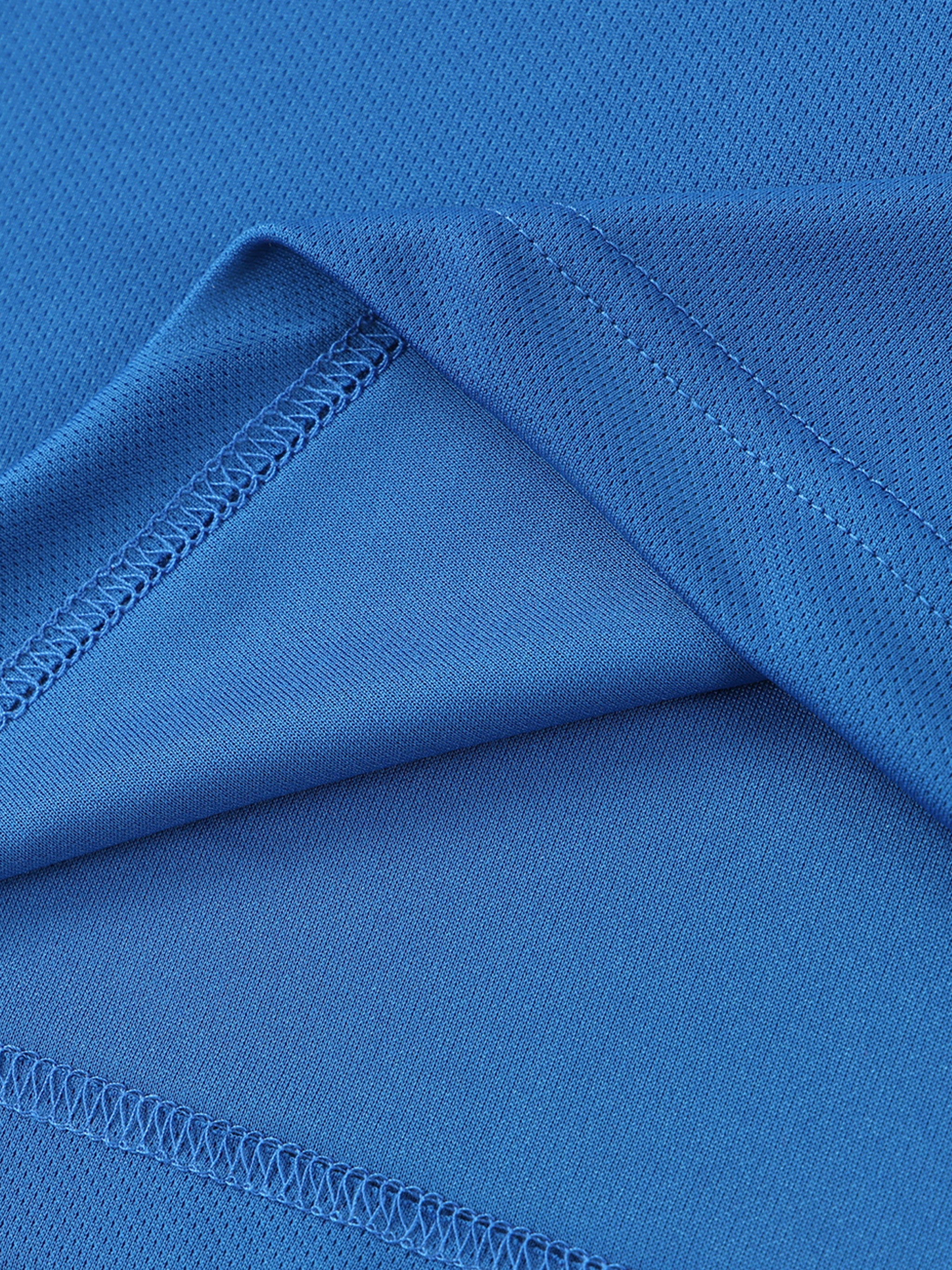 Fabric Texture Detail of the AfroRock Core Performance T-Shirt 